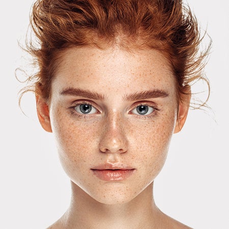 Model_rothaarig