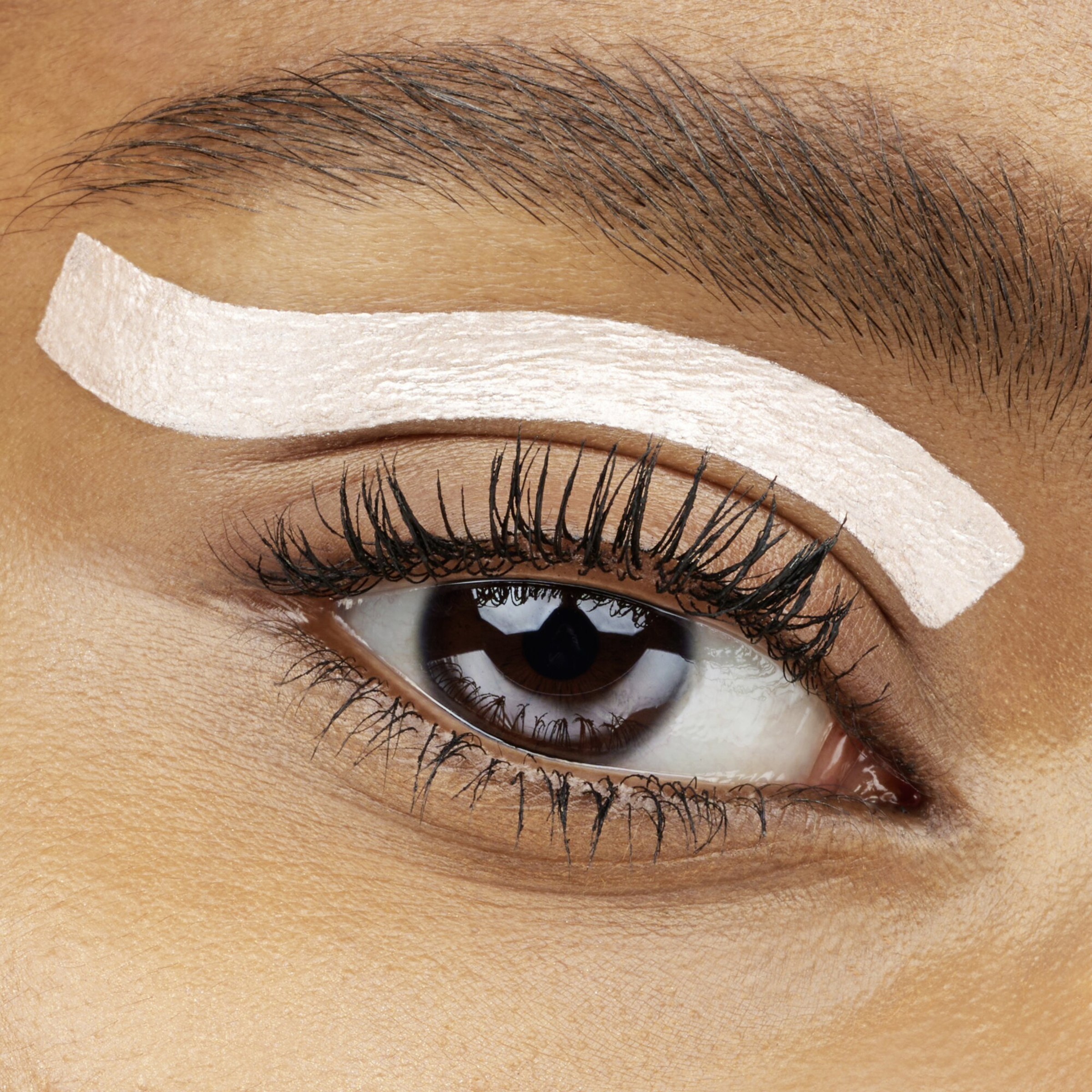 essence luminous EYE TINT liquid shadow 02 online kaufen rossmann.de