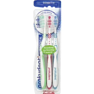 فرشاة أسنان بين الأسنان حساسة