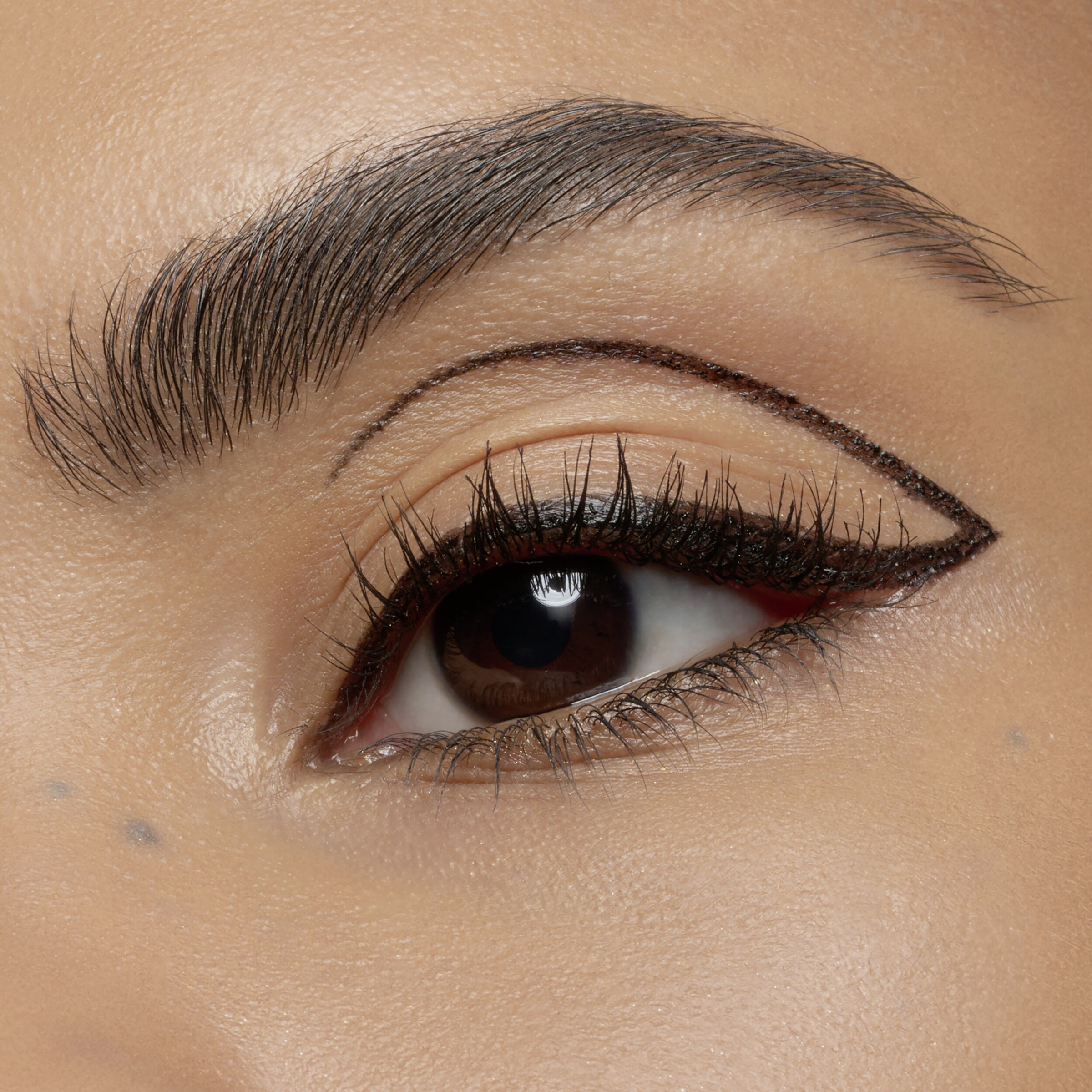 essence Eyeliner pen extra longlasting 010 Blackest Black online