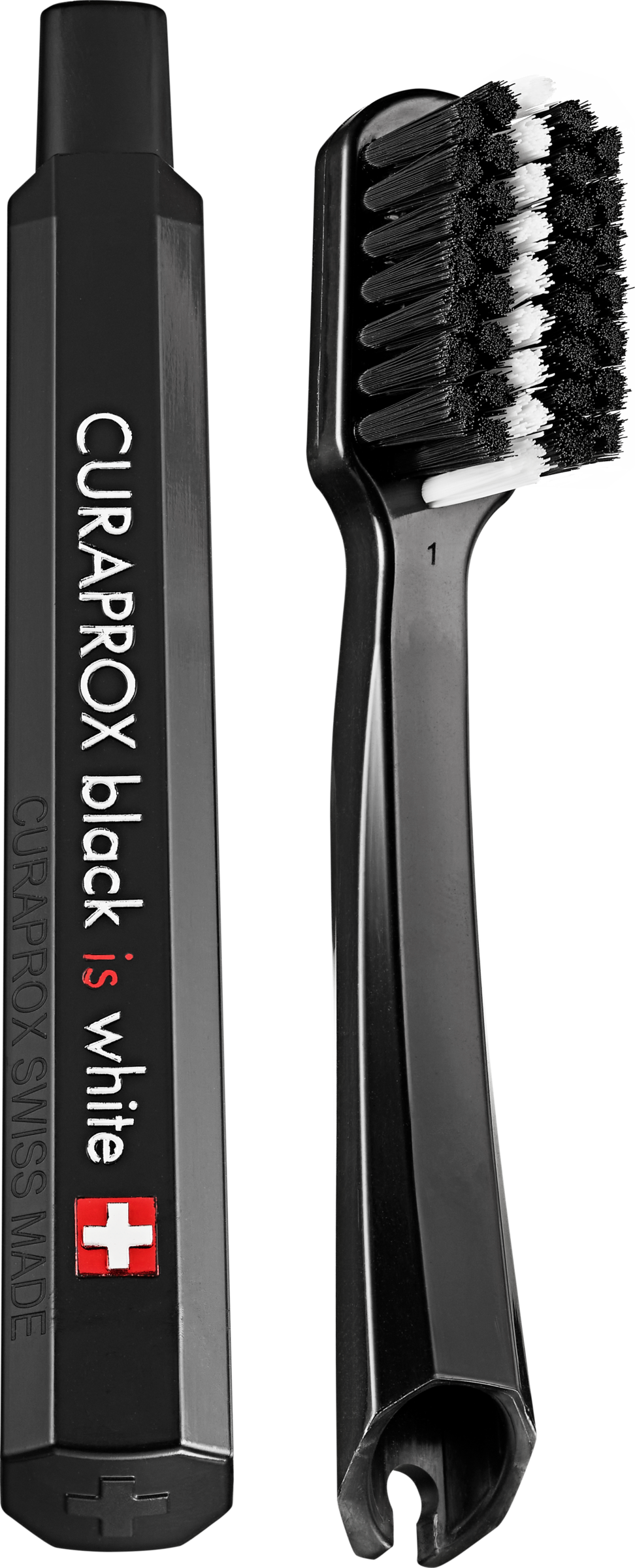 "Black is white" طقم سفر 3