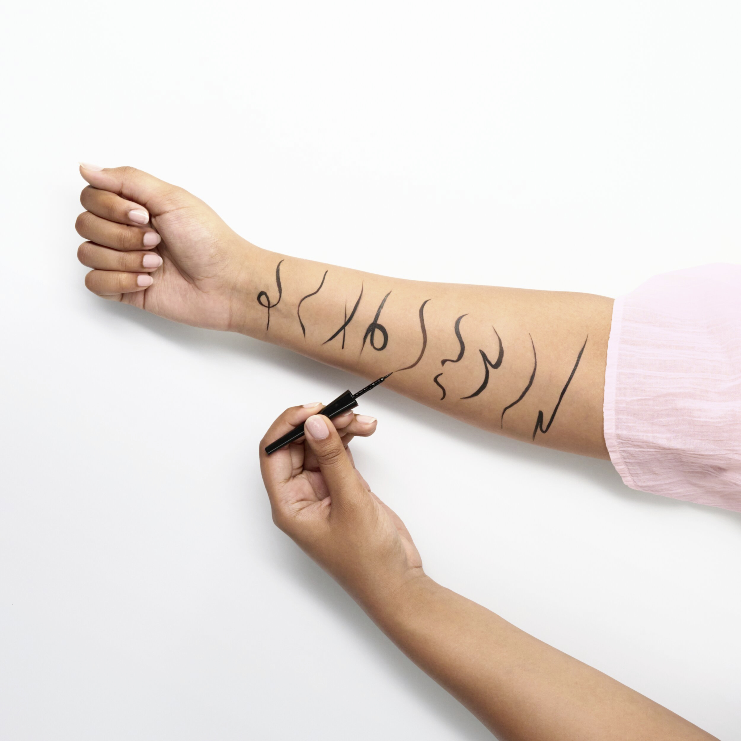 essence Dip eyeliner waterproof 24h longlasting 01 black online kaufen