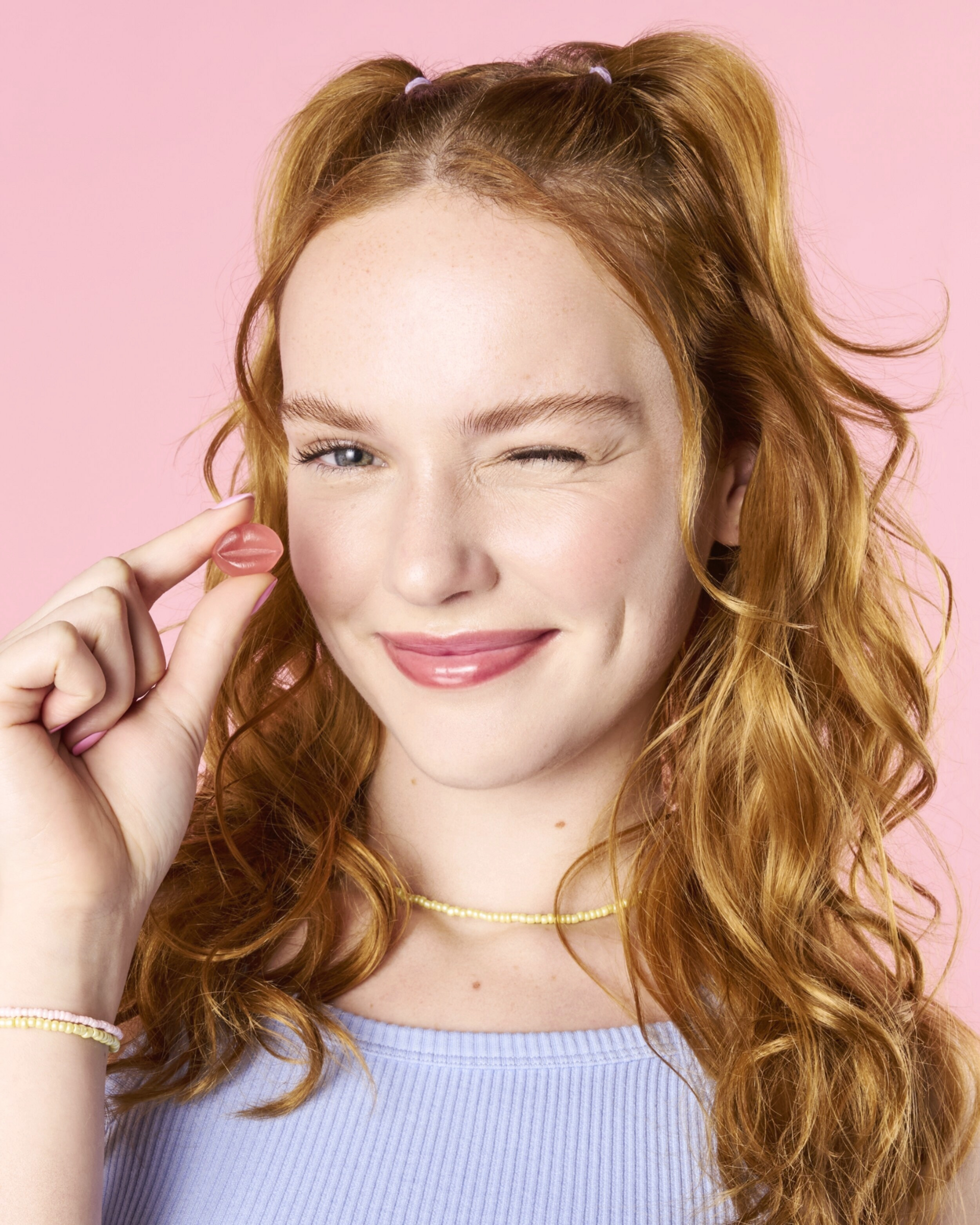 Clean Skin x JUICY BOMB Gummies 11