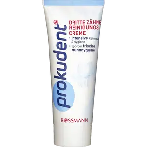 3. كريم تنظيف الأسنان