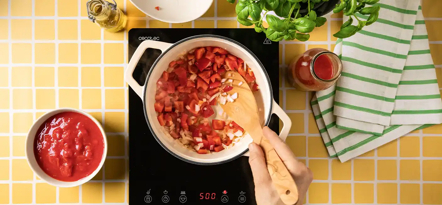 Schritt 2 Zubereitung Paprika-Tomaten-Suppe