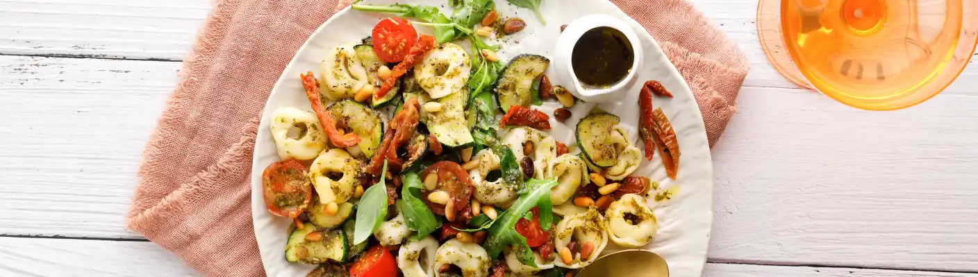 Mediterraner-Tortellini-Salat
